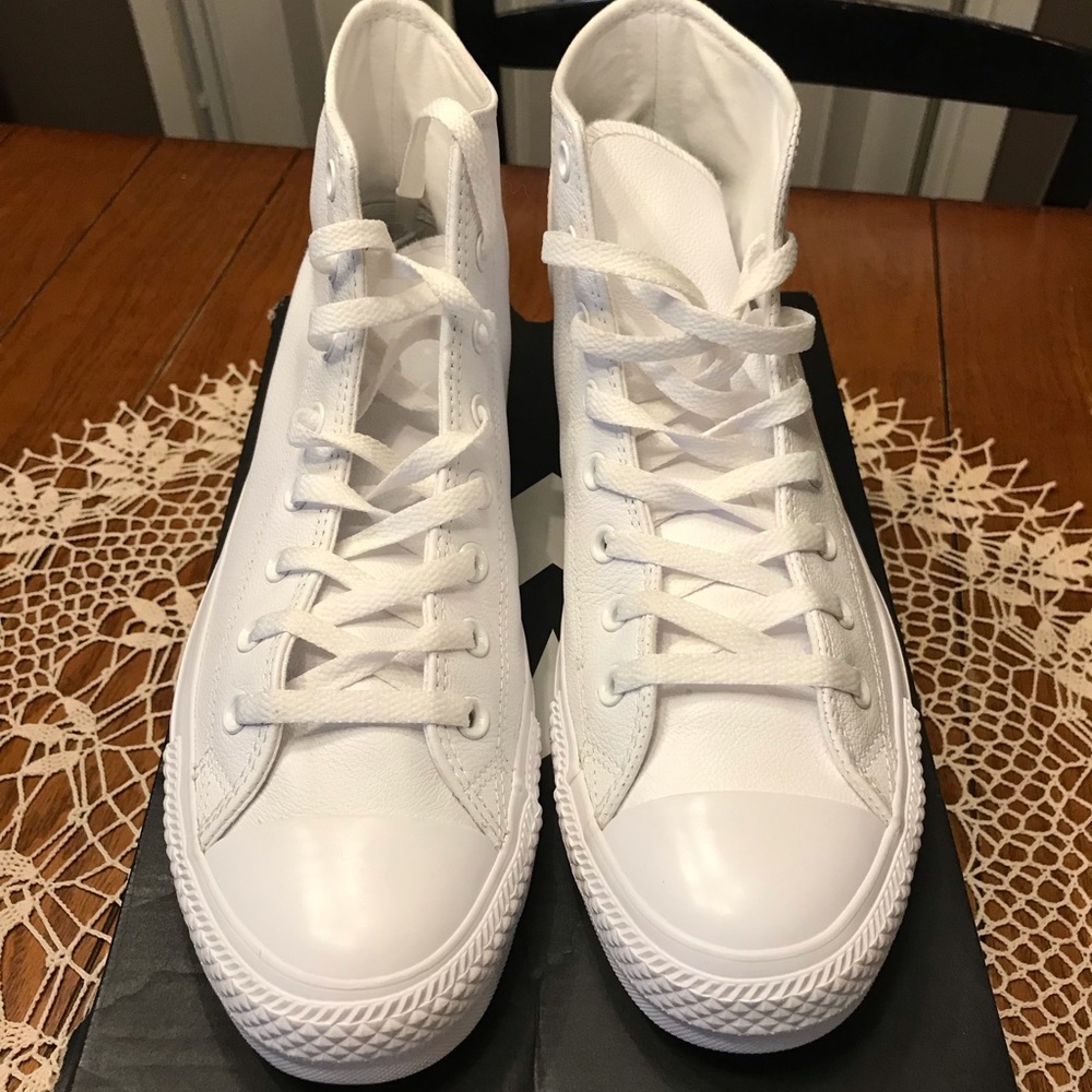 Converse White Monochrome
